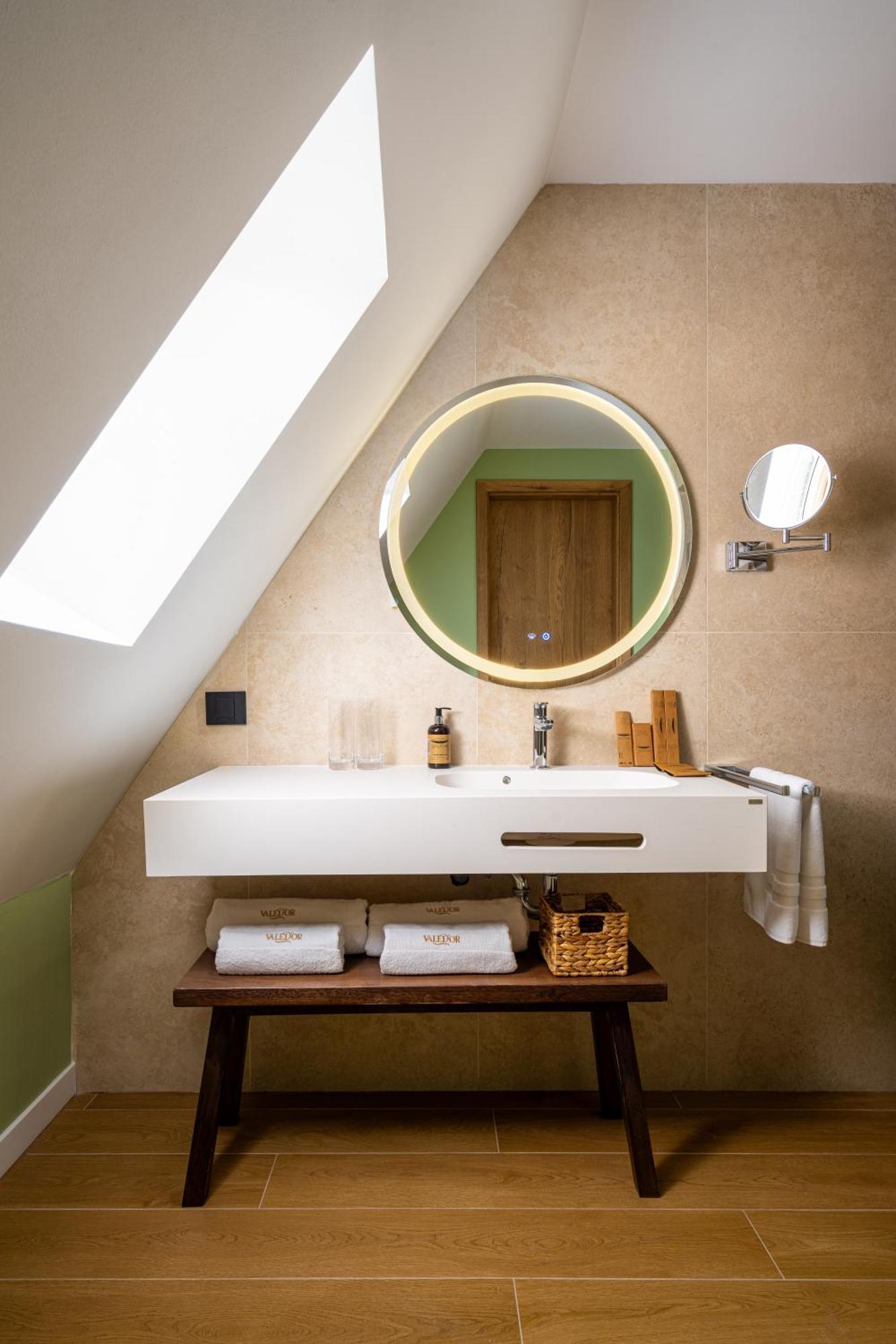 Hotel Valedor Boutique & Spa 부스테니 외부 사진